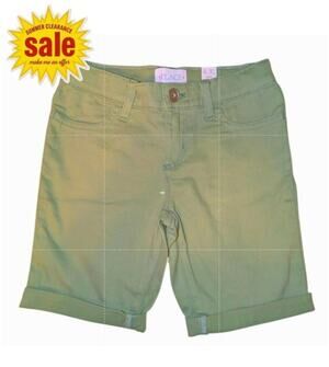 The Place Boys Shorts Size 6  SUMMER CLEARANCE SALE - MAKE ME AN OFFER!